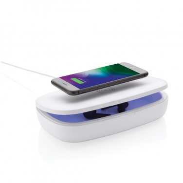 Logotrade Werbeartikel das Foto: UV-C Sterilisations-Box mit 5W Wireless Charger
