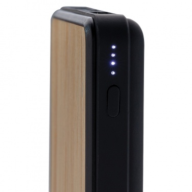 Logotrade Geschäftsgeschenke das Foto: RCS Rplastic 8.000mAh Wireless Powerbank