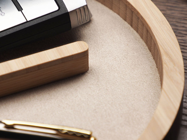 Logotrade werbemittel das Foto: Schreibtisch-Organizer aus Holz 1817292