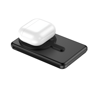 Logotrade Werbegeschenke das Foto: Urban Vitamin Redwood 5-in-1 5.000mAh 20W PD magn. Powerbank