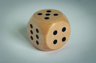 Logotrade Geschäftsgeschenke das Foto: Spielwürfel Schima-Holz Ø 5cm