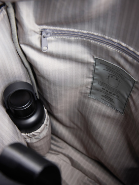 Logotrade Werbegeschenke das Foto: VINGA Baltimore RCS Tote Rucksack