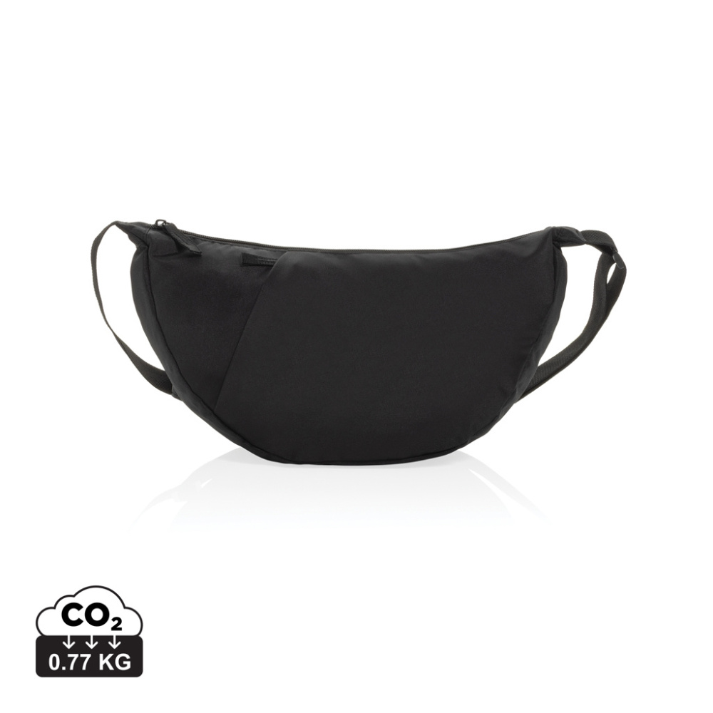 Logotrade werbemittel das Foto: Crescent XL AWARE™ RPET Half-Moon Sling Tasche