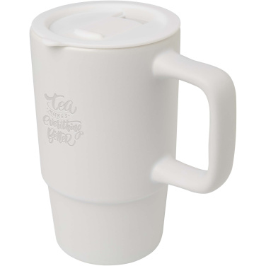 Logotrade Geschäftsgeschenke das Foto: Carter 450 ml Keramiktasse mit Kunststoffdeckel