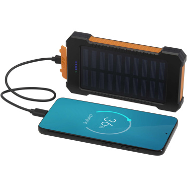 Logotrade Firmengeschenke das Foto: Altair 10 W 5000 mAh robuste Solar Powerbank aus recyceltem Kunststoff mit integrierter Taschenlampe