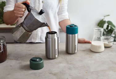 Logotrade Werbeartikel das Foto: Black+Blum isolierter, auslaufsicherer Becher aus Edelstahl