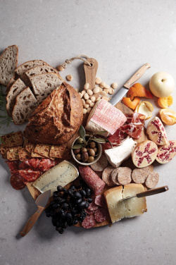 Logo trade corporate gifts picture of: VINGA Buscot Round Serving Board