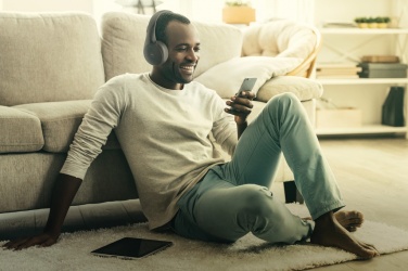 Logotrade advertising products photo of: Motorola MOTO XT500 wireless over ear headphone