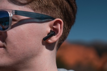 Logo trade promotional giveaways image of: Skywave RCS recycled plastic solar earbuds