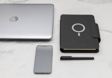 Logo trade promotional giveaway photo of: Artic Magnetic 10W wireless charging A5 notebook