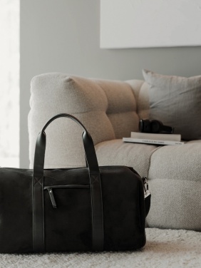 Logo trade promotional giveaway photo of: VINGA Marlow RCS recycled polyester weekend bag