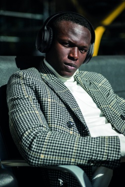 Logotrade business gifts photo of: ANC foldable headphone