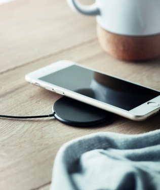 Logo trade corporate gifts picture of: Magnetic wireless charger 10W