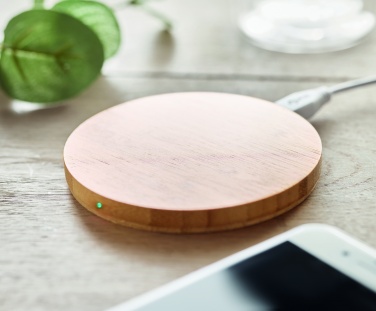 Logotrade advertising product image of: Wireless charger bamboo 10W RUNDO +
