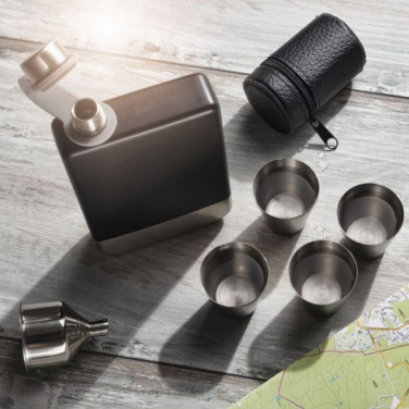 Logo trade business gifts image of: Hip flask set TAHAT Schwarzwolf