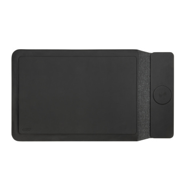 Logotrade promotional merchandise photo of: Swiss Peak 15W magnetic charging laptop sleeve 14-15,6"