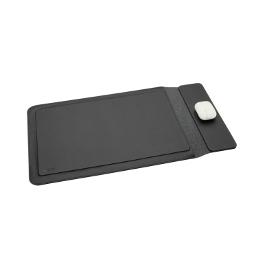 Logo trade corporate gifts picture of: Swiss Peak 15W magnetic charging laptop sleeve 14-15,6"