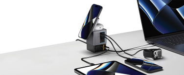 Logo trade promotional products image of: Urban Vitamin Sacramento 105W GAN charger+retractable cables