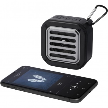 Logotrade reklaamkingid pilt: Solo 3W IPX5 RCS taaskasutatud plastikust päikeseenergia Bluetooth® kõlar karabiiniga 