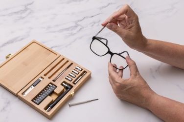 Logotrade ärikingi foto: Carvine 21 tk bambusest tööriistade komplekt