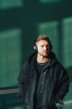 Logo trade firmakingi pilt: Urban Vitamin Cupertino RCS rplast ANC kõrvaklapid