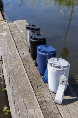 Logo trade reklaamkingituse pilt: Cuppa RCS terasest vaakum termoskruus koos randmepaelaga