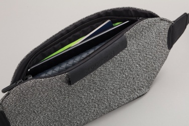 Logo trade firmakingituse pilt: Õlakott Urban Bumbag