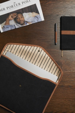 Logo trade meened foto: VINGA Bosler GRS taaskasutatud lõuendist 16" sülearvuti ümbris