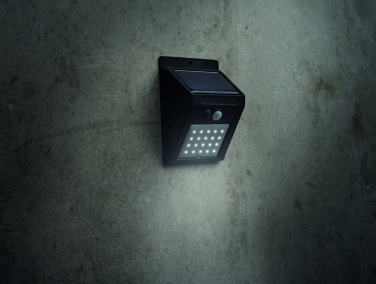 Logo trade meened foto: Päikesepatareiga LED-liikumisandur