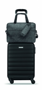 Logo trade reklaamkingid foto: 15-tolline RPET vildist sülearvutikott