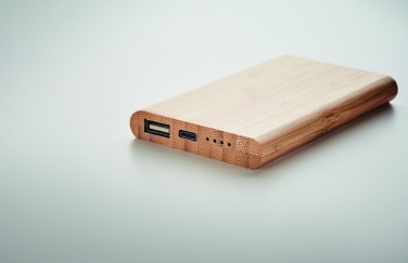 Logotrade firmakingituse foto: 4000 mAh bambusest akupank