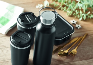 Logo trade reklaamkingitused foto: Roostevabast terasest termoskruusi komplekt