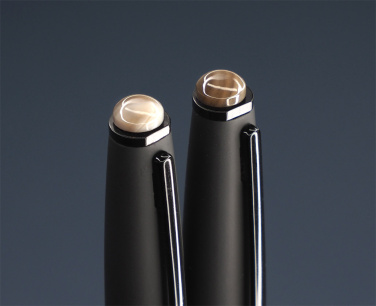 Logo trade reklaamkingituse pilt: Triibuline tulekivi pastapliiatsite komplekt 1284036