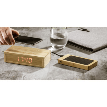 Logo trade ärikingitused foto: Bambusest äratuskell juhtmevaba laadijaga