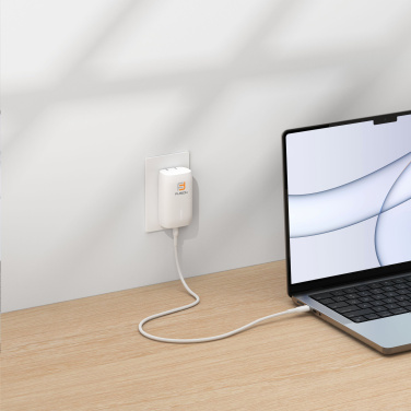 Logotrade reklaamkingid pilt: Belkin BoostCharge 3-pordiline seinalaadija