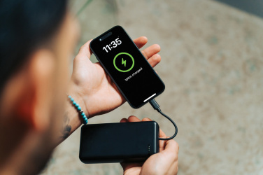 Logotrade reklaamkingitused pilt: Urban Vitamin Menlo Park RCS plastist 20 000 akupank