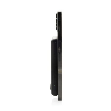 Logotrade meened pilt: Zen RCS plastk 5000 mah 5W magnetiline bambusest akuank