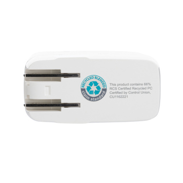 Logo trade ärikingitused foto: TravelCharge Pro RCS plastikust reisilaadija USB C-ga