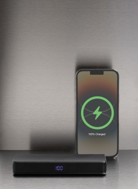 Logo trade mainoslahja ja liikelahja tuotekuva: FlashCharge 20000mAh pikalatausvirtapankki RCS muovista