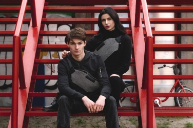 Logo trade mainoslahjat ja liikelahjat kuva: Urban-vyölaukku