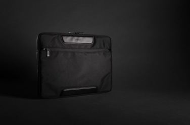 Logotrade liikelahjat mainoslahjat tuotekuva: Swiss Peak AWARE™ RPET Voyager 15.6" tietokonetasku
