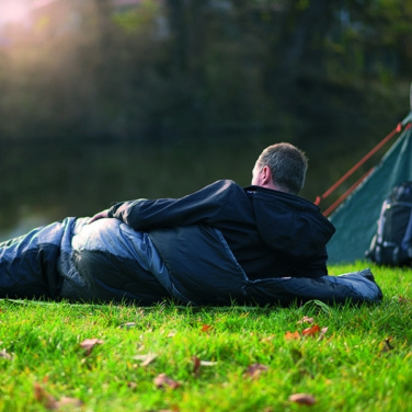 Logotrade mainostuotet kuva: Makuupussi KINABALU Schwarzwolf