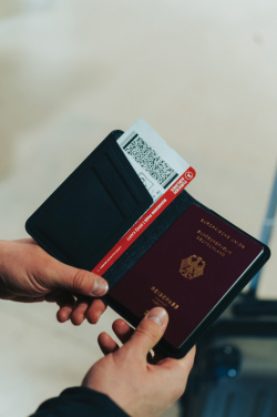 Logotrade mainostuotet kuva: Trackmate RCS polyester passikotelo