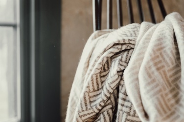 Logotrade reklaminės dovanos nuotrauka: VINGA Lenox antklodė