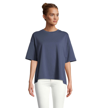 Logotrade reklaminiai produktai nuotrauka: BOXY WOMEN OVERSIZE MARŠKINĖLIAI