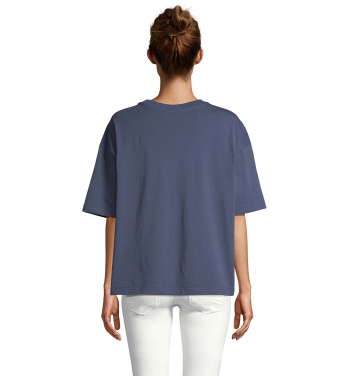 Logotrade reklaminės dovanos nuotrauka: BOXY WOMEN OVERSIZE MARŠKINĖLIAI