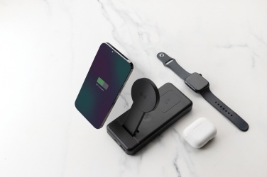 Logotrade Ideja dāvanas foto: Fenwick RCS otrreizēji pārstrādāta plastmasa 10000mah 3 vienā ātrā jaudas banka