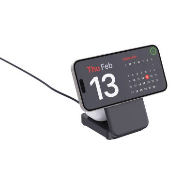 Logotrade ziemassvētku dāvanas foto: Urban Vitamin Arcadia RCS plastmasas 15W 3in1 magnētiskais lādētājs