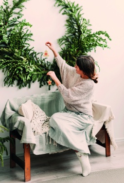 Лого трейд бизнес-подарки фото: Украшение новогоднее