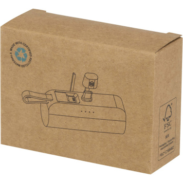 Лого трейд pекламные подарки фото: Alnair портативное зарядное устройство Type-C емкостью 5000 мАч, мощностью 10 Вт, из переработанного пластика, со встроенной откидной подставкой и кабелем 2-в-1